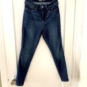 Old Navy Rockstar Skinny Jeans
